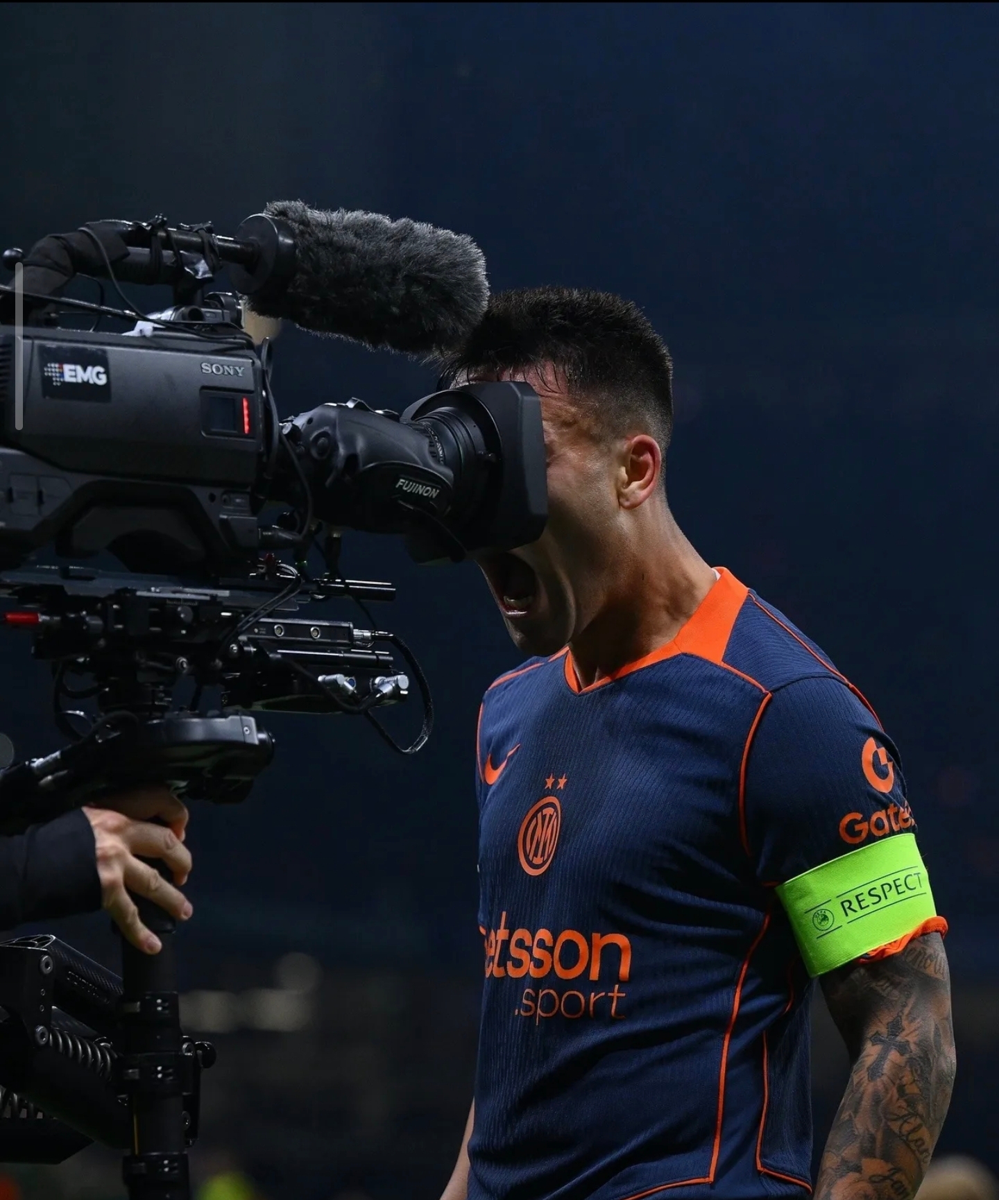 乐动体育官方网站-关于窗口期体能课后，本菲卡队长鼓劲备战欧冠，管理层满意，球队文化再被提及的信息